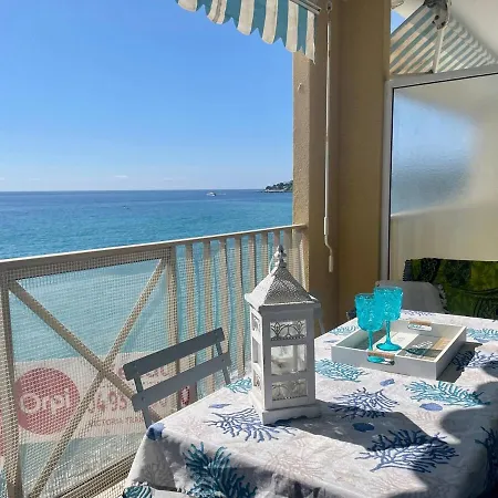 Appartement Charmant studio avec terrasse vue mer Menton